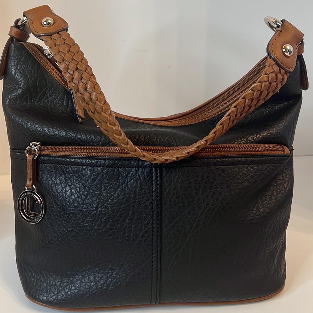 CL BLACK AND BROWN LEATHER HAND BAG